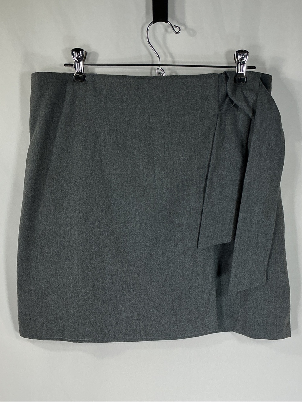 Banana Republic Gray Mini Skirt Wrap Side Tie Size 8 NWT